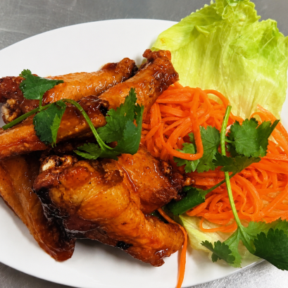 CHICKEN WING