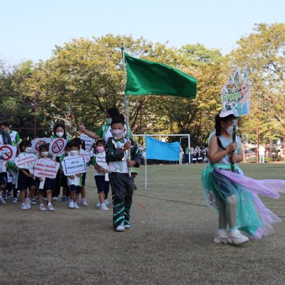 พิธีเปิดกีฬาสี (อนุบาล) โรงเรียนสองภาษาลาดพร้าว