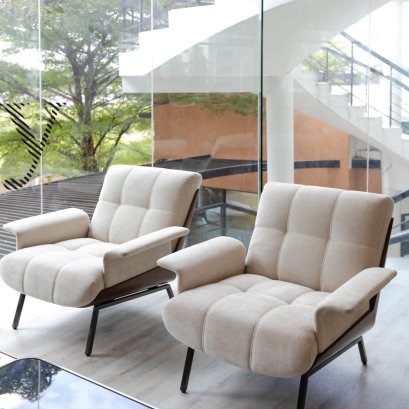 Daiki&nbsp;Armchair
