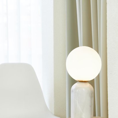 Vetro Table Lamp