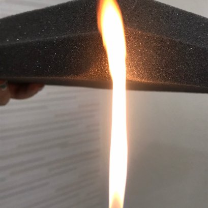 โฟมไม่ลามไฟ