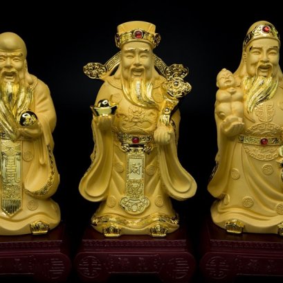 ฮก ลก ซิ่ว เป็น 3 เทพเจ้าจีน ซึ่งเป็นสัญลักษณ์แทนความเป็นมงคล 3 ประการของจีน