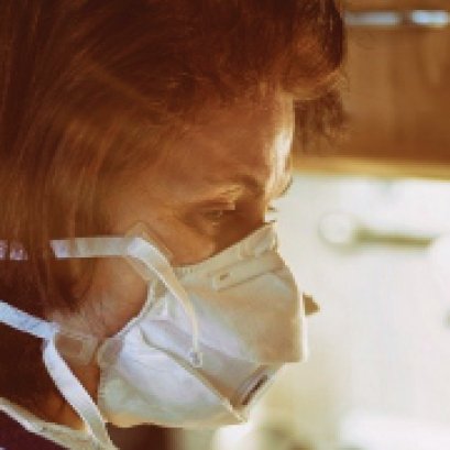 Online mental health services in China during the COVID-19 outbreak