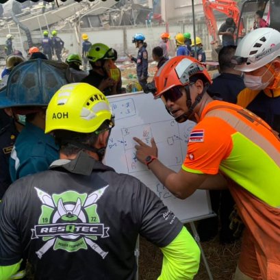 ภาพ Heavy Rescue Thailand  การเข้าสนับสนุน On Scene Building Collapse