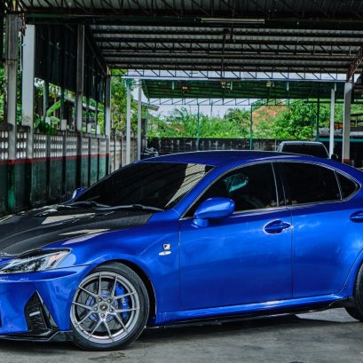 ใช้ประกันรถยนต์ที่ไหนดี