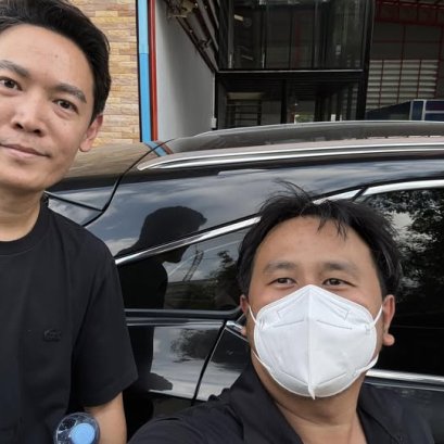 เพื่อนสมาชิกแวะมาขอคำปรึกษาเรื่องสี บอกเลยมาถูกที่ครับ