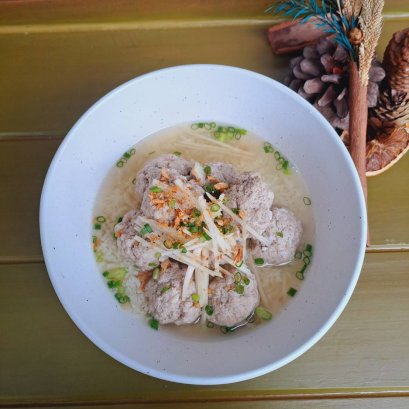 Boiled Cauliflower with Meat