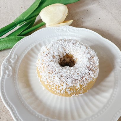 Coconut Flakes Donuts