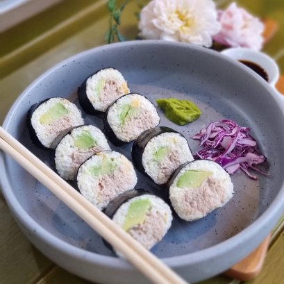 Sushi Rolls (8 pcs)