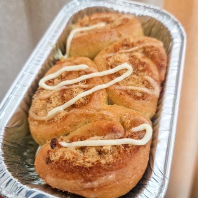 Shredded pork Bread (with Mayo)