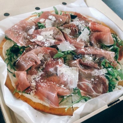 Keto Prosciutto Pizza