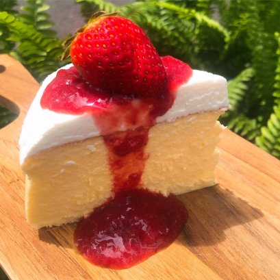 Strawberry Cream Cheesecake