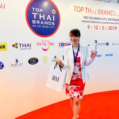 ตัวแทนประเทศไทยแสดงสินค้าที่เวียดนาม