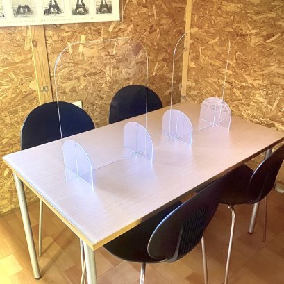 ฉากกั้นอะคริลิค