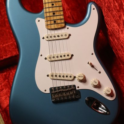 Fender Customshop 1957 Yamano Special Stratocaster  “ John  Cruz Stamped “ Manufacture Year 1995 Lake Placid Blue