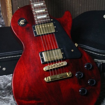 Gibson Lespaul Studio 2010 Wine Red Gold Hardware (3.4kg)