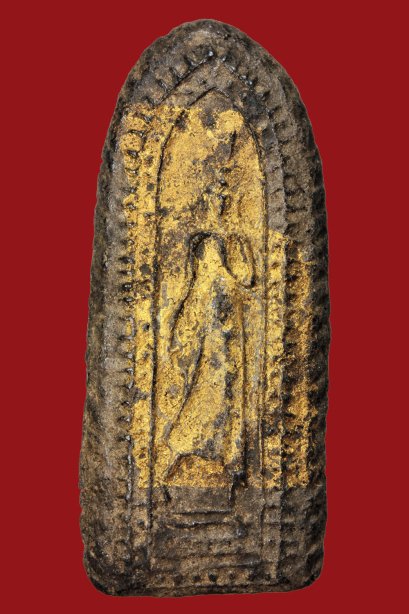 Phra LP Boon Pim LeeLaNangTaLung  -  Palm leaves powder mixed leklaipraidum  (metal charm)  - Magnetic Attraction)