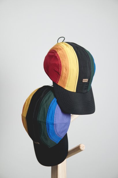 G003 Rainbow Cap