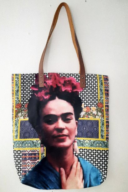 กระเป๋าFrida / กระเป๋าผ้าแคนวาส / กระเป๋าผ้า / จัดส่งฟรี