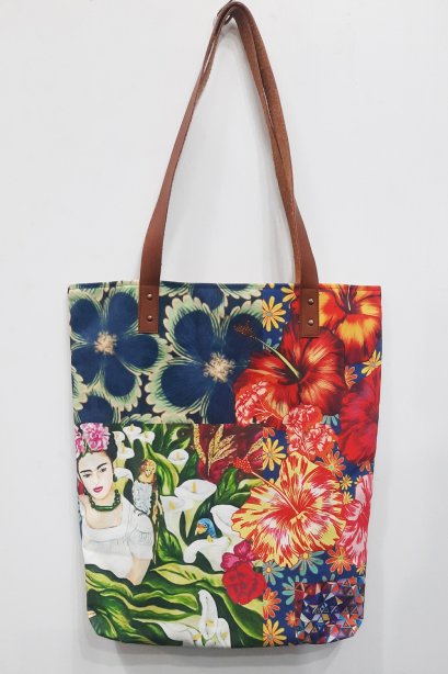 กระเป๋าผ้าแคนวาสพิมพ์ลาย Frida Khalo