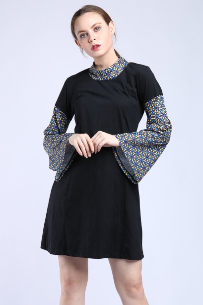 เดรสคอเต่า /เดรสแขนยาว / จัดส่งฟรี