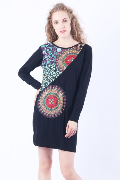 เดรสวินเทอร์พิมพ์ลายแมนดาลา