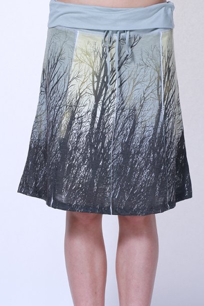 กระโปรง / กระโปรงลายเรโทร / สินค้ารายการนี้จัดส่งฟรี