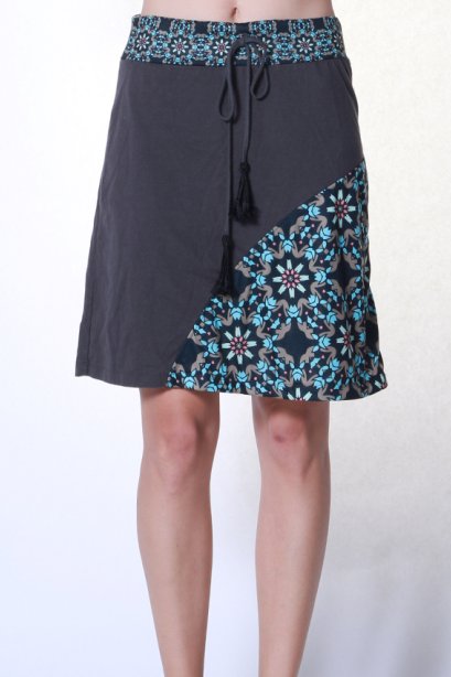 กระโปรง /  สินค้ารายการนี้จัดส่งฟรี