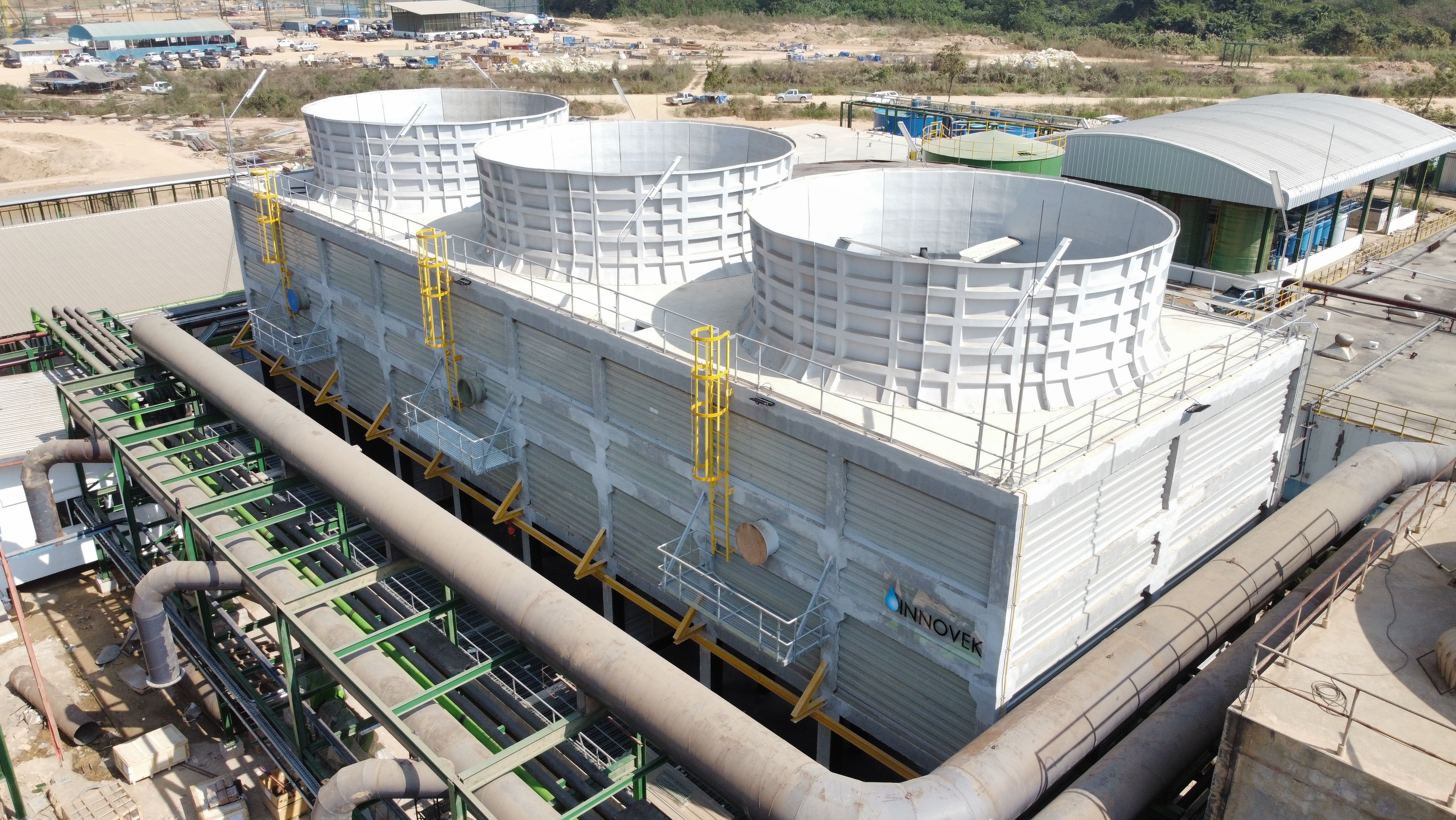Fan Stack Inlet INNOVEK - ผู้ผลิตคูลลิ่งทาวเวอร์ชั้นนำแบบครบวงจร