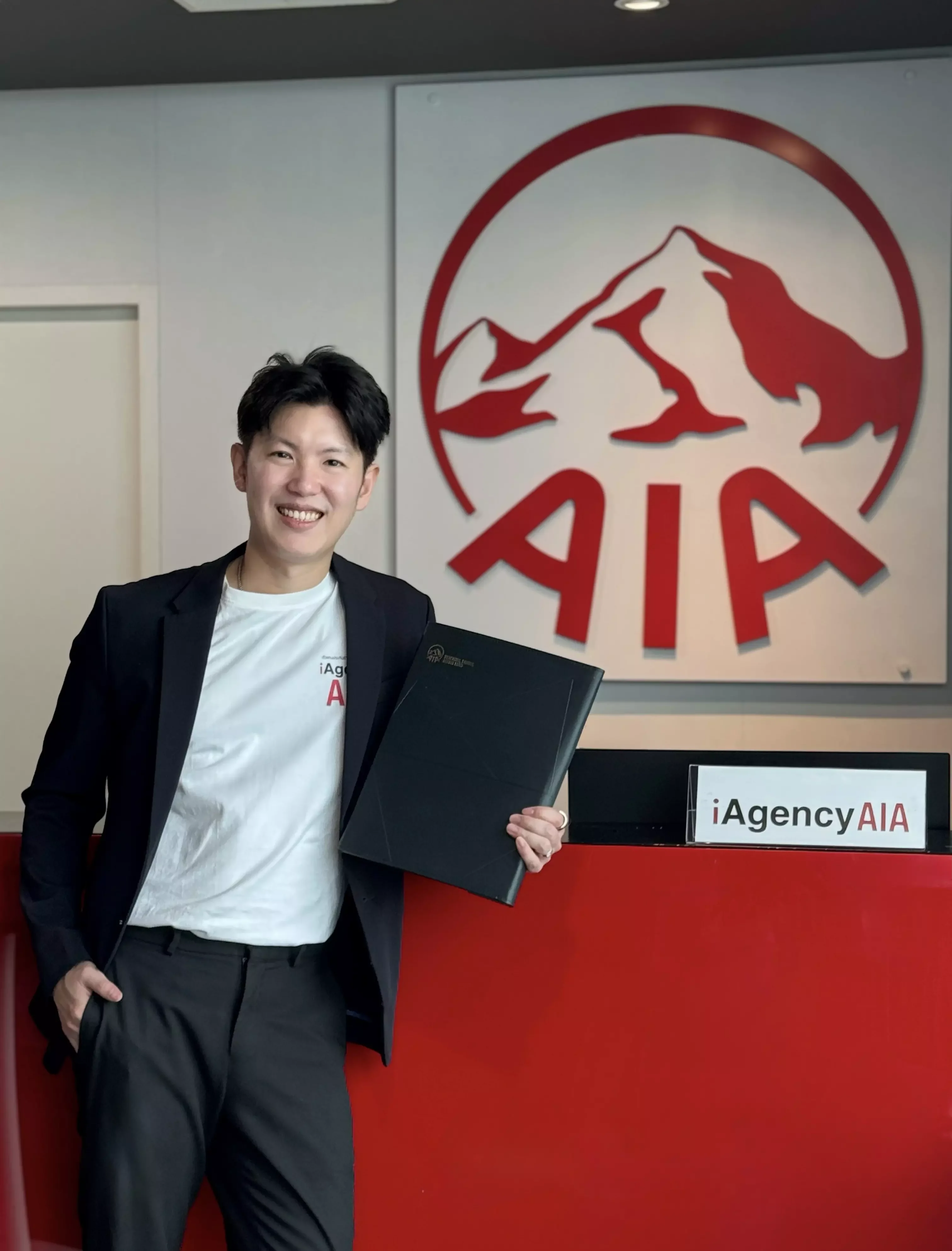 iAgencyAIA Office_ดรีม อาทิตย์ สกุลเสาวภาคย์กุล CFP iAgencyAIA Office_ดรีม อาทิตย์ สกุลเสาวภาคย์กุล CFP