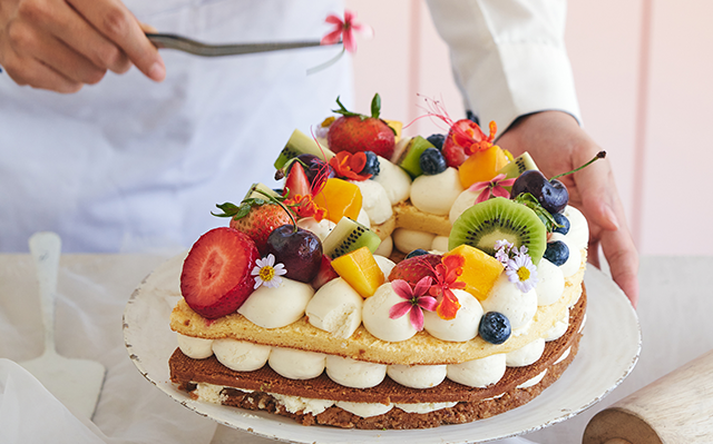 CUSTOM CAKE CUSTOM CAKE