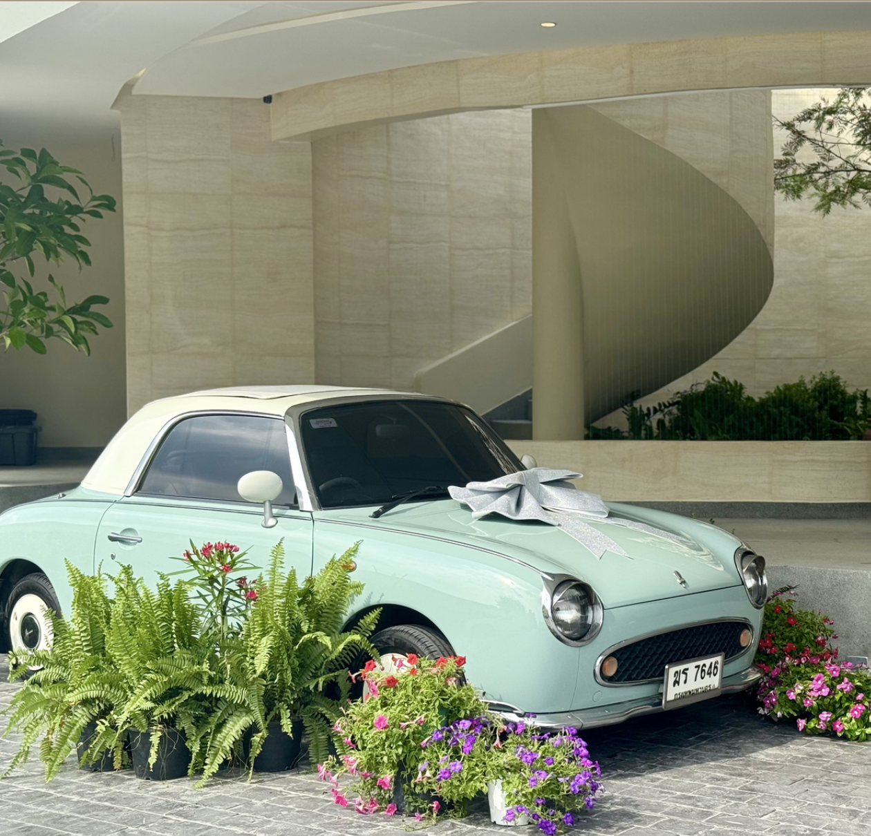 สถานที่จัดงานแต่งงานพร้อมพื้นจัดแสดงรถวินเทจ สถานที่จัดงานแต่งงานพร้อมพื้นจัดแสดงรถวินเทจ