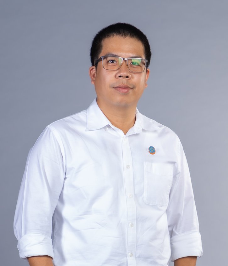 รณกร วิพรหมชัย รณกร วิพรหมชัย