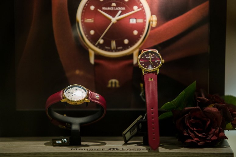 ให้นาฬิกา Maurice Lacroix Eliros เป็นของขวัญเธอ ให้นาฬิกา Maurice Lacroix Eliros เป็นของขวัญเธอ