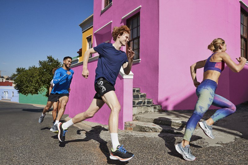 NOVABLAST™ สุดยอดรองเท้าวิ่งจาก ASICS มาพร้อมกับเทคโนโลยีใหม่ ที่จะช่วยให้การวิ่งของคุณสนุกกว่าที่เคย