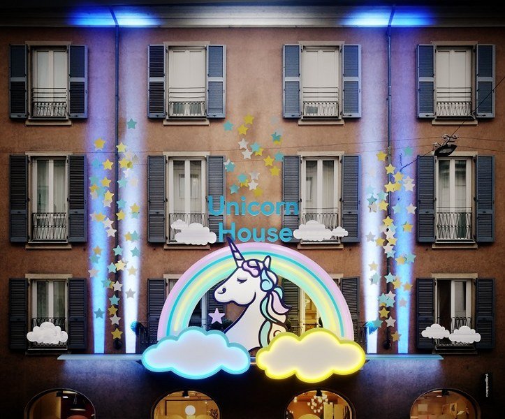 ฝันที่เป็นจริงของเหล่าสาวกยูนิคอร์น Booking.com เปิดโอกาสให้พักในบ้านแฟนตาซีธีมยูนิคอร์นแบบจัดเต็ม ฝันที่เป็นจริงของเหล่าสาวกยูนิคอร์น Booking.com เปิดโอกาสให้พักในบ้านแฟนตาซีธีมยูนิคอร์นแบบจัดเต็ม