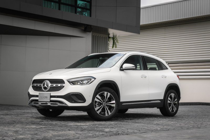เมอร์เซเดส-เบนซ์เปิดตัว “Mercedes-Benz GLA 200 Progressive” ผสานความหรูหรากับดีไซน์สปอร์ตไว้ด้วยกัน เมอร์เซเดส-เบนซ์เปิดตัว “Mercedes-Benz GLA 200 Progressive” ผสานความหรูหรากับดีไซน์สปอร์ตไว้ด้วยกัน