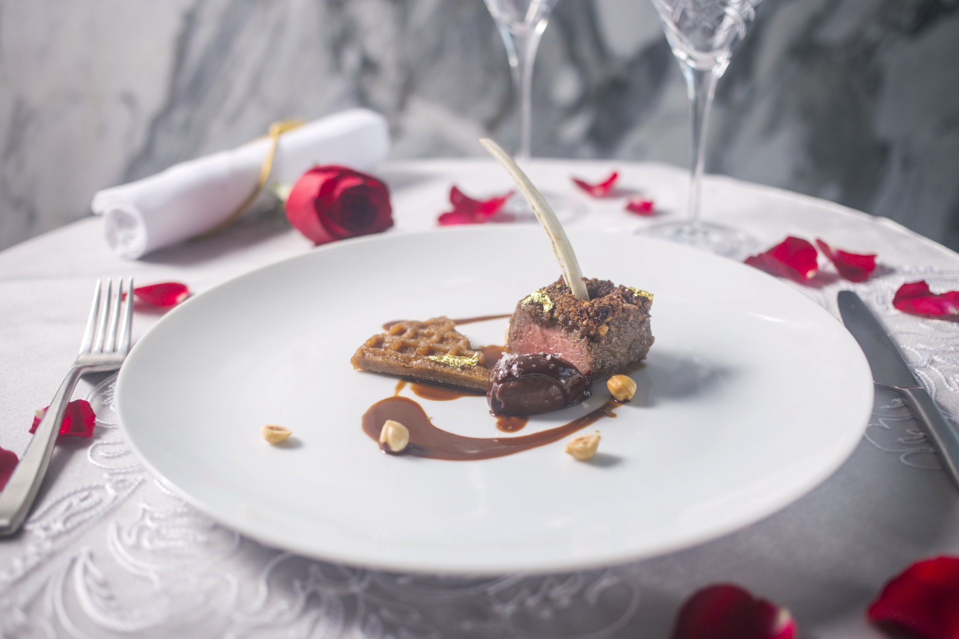 ดื่มด่ำความโรแมนติกในวันวาเลนไทน์นี้ ที่ Bangkok Marriott Marquis Queen’s Park  ดื่มด่ำความโรแมนติกในวันวาเลนไทน์นี้ ที่ Bangkok Marriott Marquis Queen’s Park