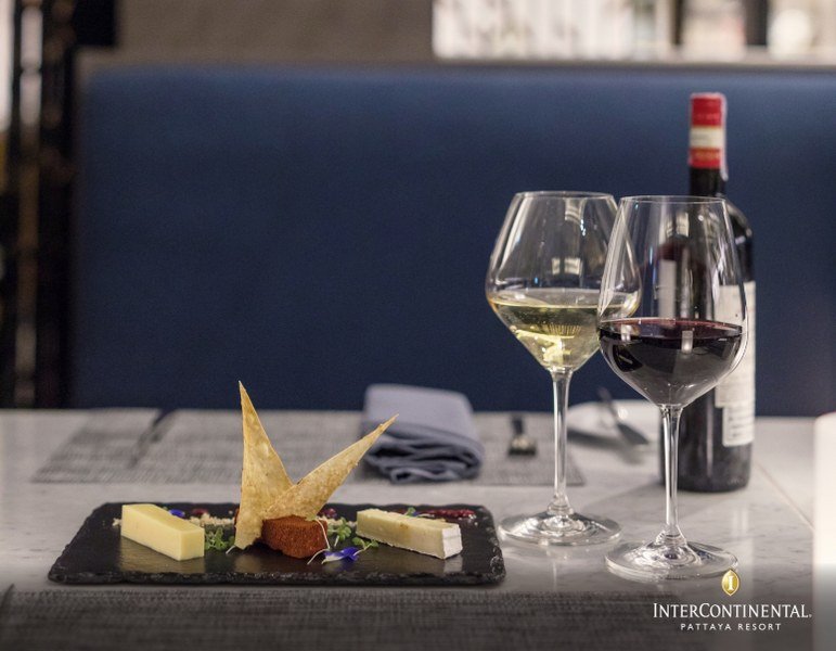 ร่วมไวน์ดินเนอร์ ในโอกาสเปิดตัว ห้องอาหาร Elements ณ โรงแรม InterContinental Pattaya Resort 