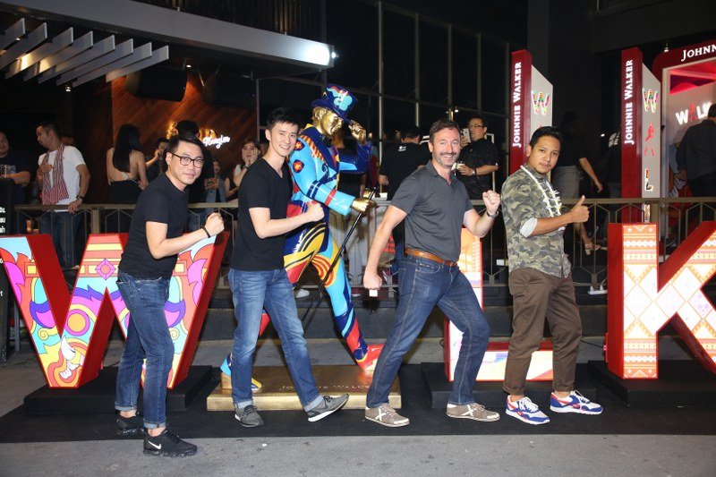 Johnnie Walker เปิดแคมเปญ “WALK” ยกย่องกลุ่มศิลปินไทยที่ประยุกต์ศิลปวัฒนธรรมพื้นถิ่นสู่สไตล์สากล Johnnie Walker เปิดแคมเปญ “WALK” ยกย่องกลุ่มศิลปินไทยที่ประยุกต์ศิลปวัฒนธรรมพื้นถิ่นสู่สไตล์สากล