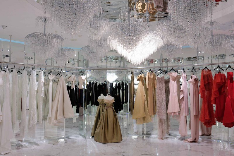 “POEM” ให้เหล่าสุภาพสตรีผู้รักการแต่งกาย ไขเคล็ดลับการทำชุดของเดรสเมคเกอร์มืออาชีพ “POEM” ให้เหล่าสุภาพสตรีผู้รักการแต่งกาย ไขเคล็ดลับการทำชุดของเดรสเมคเกอร์มืออาชีพ