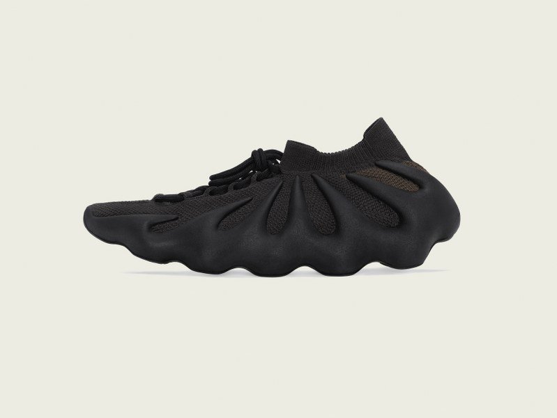 YEEZY 450 DARK SLATE สนีกเกอร์ที่มาพร้อมกับความหล่อเข้มดุดัน YEEZY 450 DARK SLATE สนีกเกอร์ที่มาพร้อมกับความหล่อเข้มดุดัน
