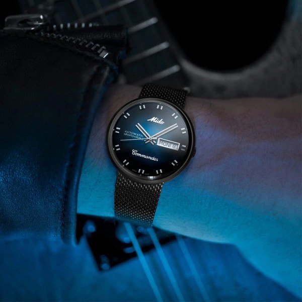 Mido เผยโฉม COMMANDER BLUE SHADE ถ่ายทอดเอกลักษณ์แห่งความโดดเด่น สไตล์วินเทจ ระดับตำนาน  Mido เผยโฉม COMMANDER BLUE SHADE ถ่ายทอดเอกลักษณ์แห่งความโดดเด่น สไตล์วินเทจ ระดับตำนาน