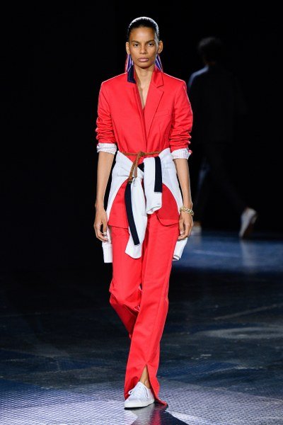 rag & bone นำเสนอ “Contrast & Perspectives” การผสมผสานของแฟชั่น ดนตรี และเทคโนโลยี rag & bone นำเสนอ “Contrast & Perspectives” การผสมผสานของแฟชั่น ดนตรี และเทคโนโลยี