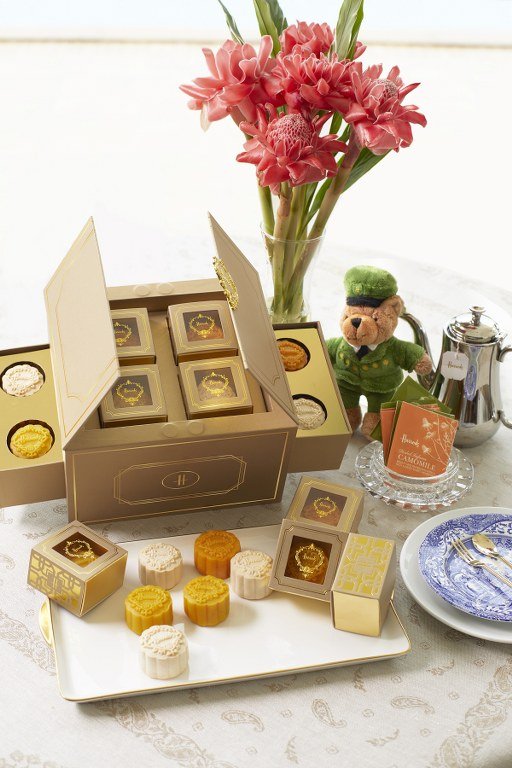 Harrods Moon Cake Treasure Box มอบกล่องสมบัติอันล้ำค่าให้คนพิเศษในเทศกาลไหว้พระจันทร์ Harrods Moon Cake Treasure Box มอบกล่องสมบัติอันล้ำค่าให้คนพิเศษในเทศกาลไหว้พระจันทร์