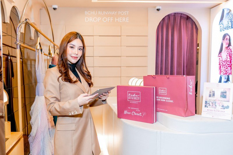 ทำความรู้จัก ศิตา ชุติภาวรกานต์ แห่ง ‘Bchu Runway’ ธุรกิจเช่าเสื้อผ้าแบรนด์เนม กับหลักการทำแฟชั่นแบบยั่งยืน  ทำความรู้จัก ศิตา ชุติภาวรกานต์ แห่ง ‘Bchu Runway’ ธุรกิจเช่าเสื้อผ้าแบรนด์เนม กับหลักการทำแฟชั่นแบบยั่งยืน