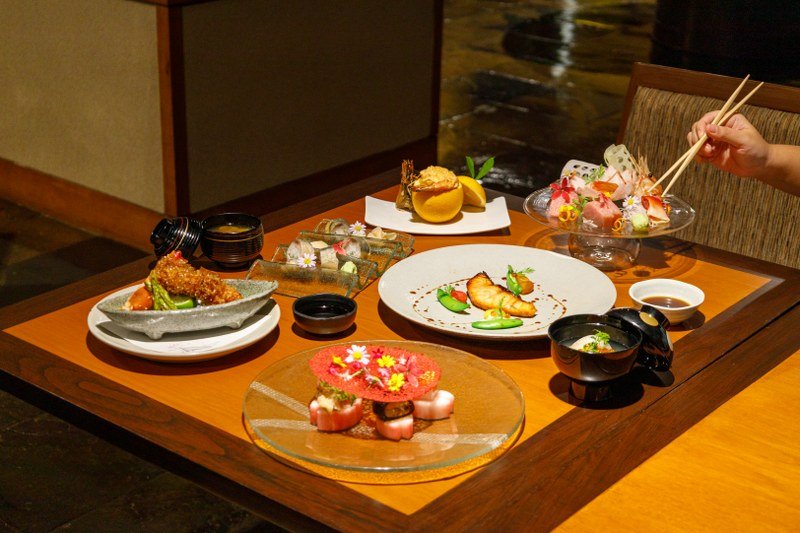 ห้องอาหาร KiSara โรงแรมคอนราด กรุงเทพฯ เปิดแล้วพร้อมเปิดประสบการณ์ทานอาหารแบบไคเซกิ 