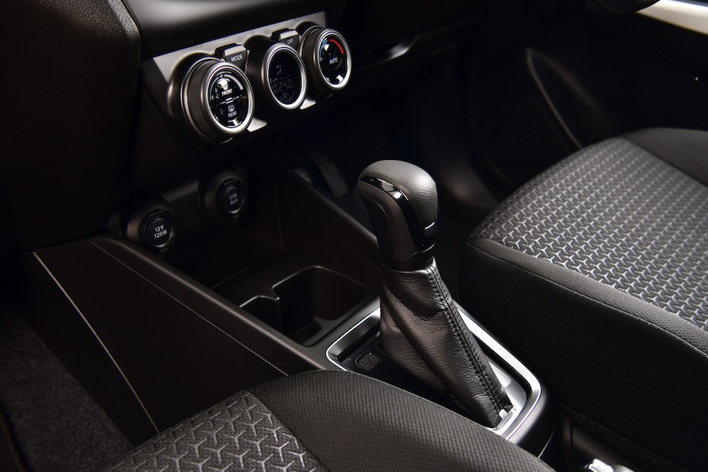 ซูซูกิ SWIFT GL PLUS