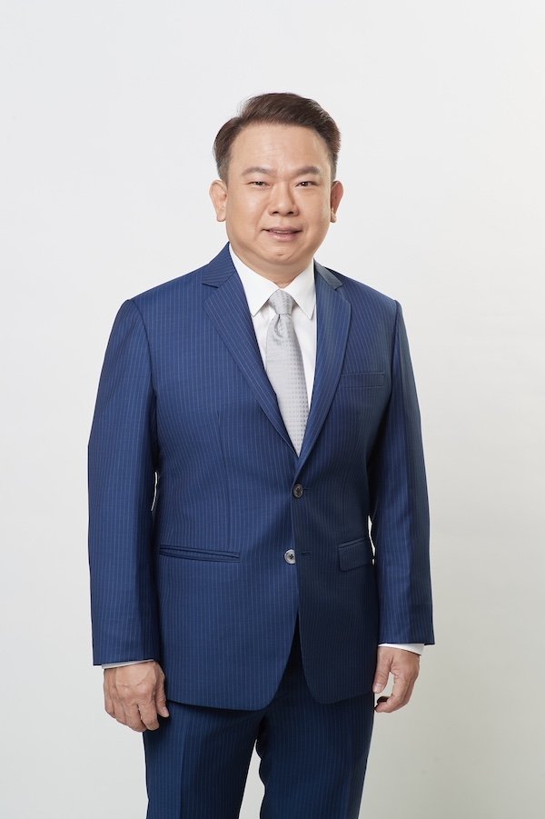 วัลลภ ตรีฤกษ์งาม