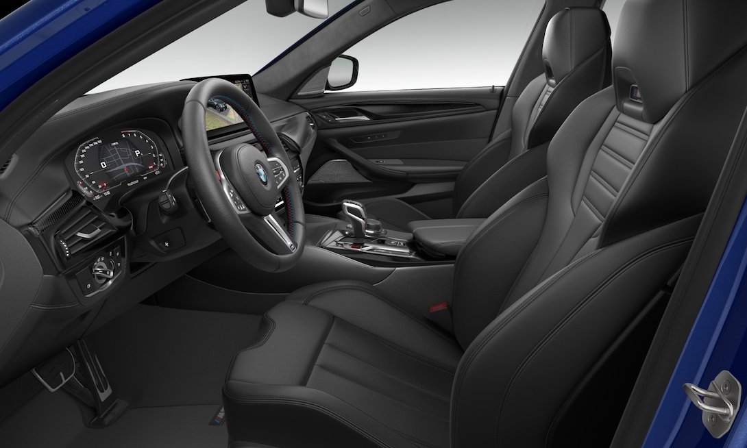 BMW_M5_Competition_in_M_Marina_Bay_Blue